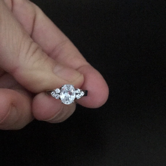 spinel Jewelry - Sterling silver cz ring like new